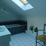 La Grange De Lily Bed & Breakfast 3*