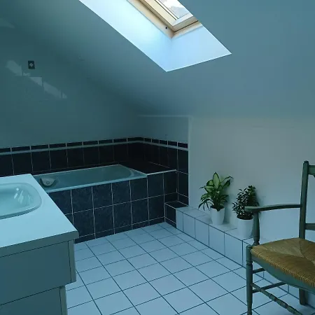 La Grange De Lily Nocleg ze śniadaniem 3*