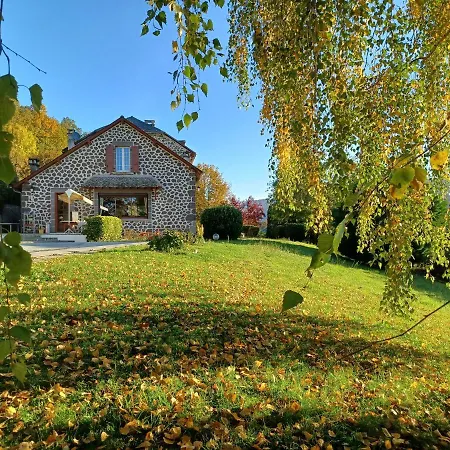 Couette-café La Grange De Lily Vic-sur-Cère