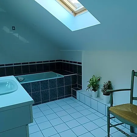 Nocleg ze śniadaniem La Grange De Lily 3*