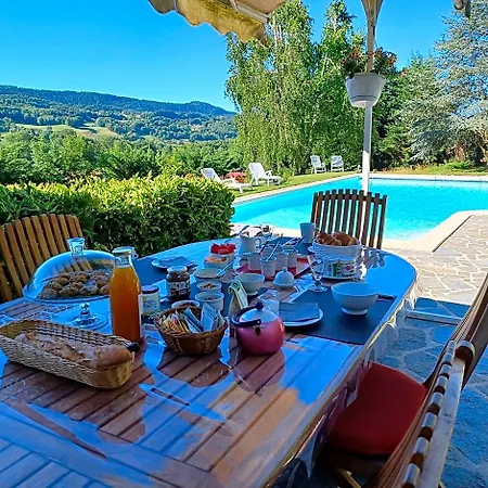 La Grange De Lily 3* Vic-sur-Cère