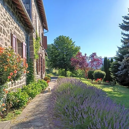 Nocleg ze śniadaniem La Grange De Lily Vic-sur-Cère